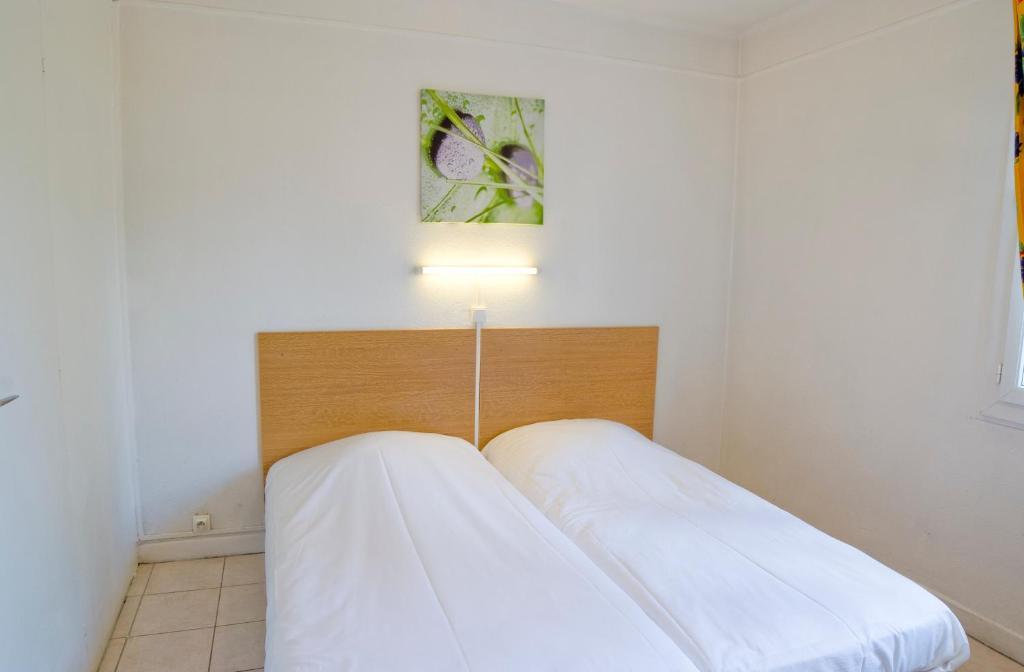 Hôtel Les Colombes Verdun-sur-Meuse Quarto foto