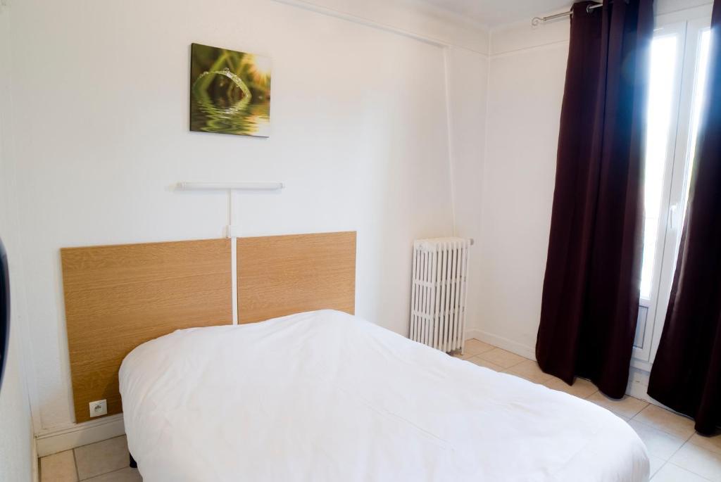 Hôtel Les Colombes Verdun-sur-Meuse Quarto foto